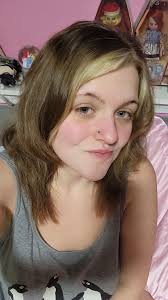 Does anyone know of any agencies that take teenagers in Chicago (I am 17).  I've been acting in different ways for 3 years and I want to show what I  can really