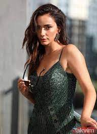 The latest tweets from öykü gürman official (@ytoykugurman). Oyku Gurman In Sevgilisi Bakin Kim Cikti Sen Anlat Karadeniz In Asiye Siydi Galeri Takvim