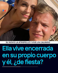 Ella vive un drama, él sigue adelante