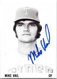 Mike Vail signed baseball card Tidewater Tides, Mets 1975 Stewart  Sandwiches #MV