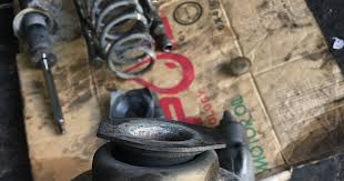 Tanda tanda loser arm mula rosak rosak #lowerarm #armrosak #tandaarmrosak next vedio kenali tanda tanda lower arm depan rosak. Getah Absorber Ketahui Tanda Tanda Absorber Rosak Pada Kereta Anda