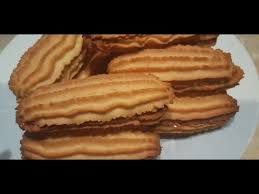Recette De Petit Four Inratables بوتي فور مستحيل تخفقي في تحضيره Youtube In 2020 Petit Fours Food Breakfast