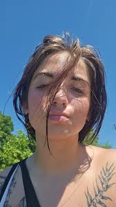 What are some glow up tips for hair and acne in a humid environment?