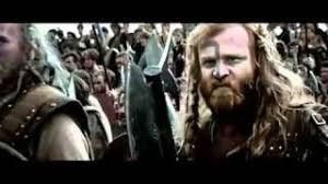 Als sie ihr ziel erreicht hat und absteigt, sieht man kurz, dass sie einen helm trägt. Wen Kummern Fakten 9 Schrecklich Falsche Film Schlachten