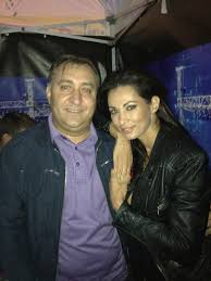 Acesta se mândrește cu soția lui, carmen rusu, cu care are o căsnicie de 17 ani. Nicoleta Luciu Momente Tandre Cu Vali Vijelie Ziarul National