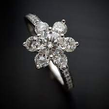 Diamond Engagement Ring 18kt White Gold Flower Style 1 43 Etsy In 2020 Flower Diamond Engagement Ring White Gold Engagement Rings Halo Diamond