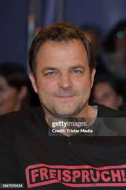 115 Martin Rütter Photos & High Res Pictures