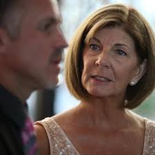 Kia Motors hosts 2014 Pink Tie Ball to fight breast cancer