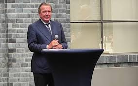 Büroräume mieten in mülheim an der ruhr beim marktführer immobilienscout24: Alt Kanzler Schroder In Mulheim Radio Mulheim