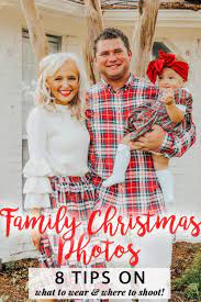 Here are some great ideas for coordinating family photo outfits. What To Wear For Family Christmas Photos Ideas For Your Holiday Cards