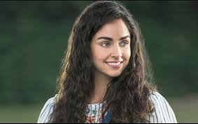 For those who think young. Claudia Martin Deslumbrante Encanto El Heraldo De San Luis Potosi