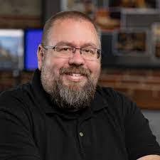 Deidre Estes's Instagram, Twitter & Facebook