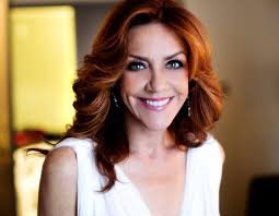 The sun'll come out Tomorrow From the musical Annie Andrea McArdle 1977