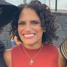 A former News 4 San Antonio anchor is making her triumphant return to TV!  ✨📺🤩 And apparently, she'll be joining an ex-KENS veteran broadcaster 👀  The latest: https://trib.al/lbEJXJM