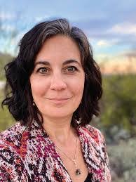 Sarah Deller's Instagram, Twitter & Facebook