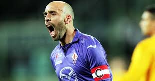 El premio ha sido otorgado desde la temporada 2010/2011 por los miembros de la federación italiana de fútbol, también se entregan los premios al mejor arquero. Borja Valero Renueva Con El Fiorentina Hasta Junio De 2019