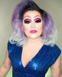 Jennifer Makepeace's Instagram, Twitter & Facebook