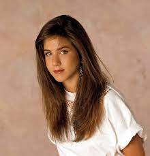 Why did Jennifer Aniston win many more awards in Friends than the others? -  Quora
