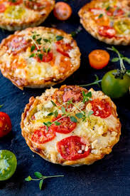 Cheese And Tomato Tarts With A Rich Tomato Ragu And Creamy Bechamel Sauce Encased In Shortcrust Pastry The Best Veg Vegetable Tart Vegetarian Tart Tomato Tart