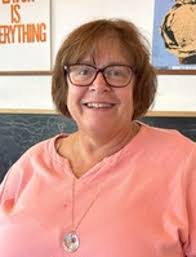 Cindy Binns's Instagram, Twitter & Facebook