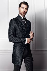 Edler Hochzeitsanzug In Schwarz Mit Long Sakko Und Muster Von Wilvorst Kollektion Prestige Jetzt Nach Designer Suits For Men Mens Outfits Modern Mens Suits