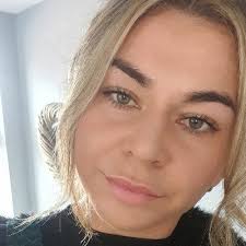 Amy Hilton (@amyhiltonx)