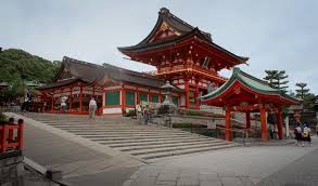 This is a short video with pictures and information about the shrine. The Beauty Of Fushimi Inari Taisha Kyoto Japan Travel