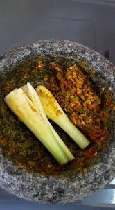 Kita tengok dan cuba masak lemak cili padi pula, kali ni saya nak share dengan ikan selar kuning pulak. Sotong Sumbat Ikan Mambung Masak Lemak Cili Api Puas Makan Ni