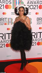 Dua lipa, arlo parks and celeste are leading the brit awards nominations with three nods each after the nominees were announced on wednesday afternoon. Bni2bqkgs Lxdm