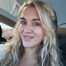 Who is a tennis coach in Queen Creek taking new clients for hitting 1-2  times a week?