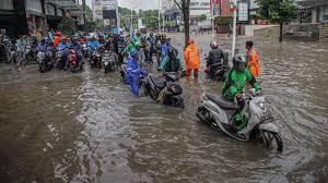 Daerah hulu merupakan tempat efektif untuk menyerap air. Daftar Wilayah Terdampak Banjir Jakarta Jaktim Terbanyak