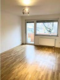 Bad und wc mit fenster. 1 Zimmer Wohnung Zu Vermieten 70372 Stuttgart Bad Cannstatt Schonestrasse 33 Mapio Net