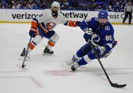 Official account of #86 for tampa bay lightning. Tampa Bay Lightning Gleicht Halbfinalserie Gegen New York Islanders Aus Nikita Kucherov Punktet Dreifach Eishockey News