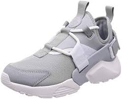 amazon com nike womens huarache city low shoes