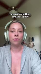 lauren bee 𖦹 (@marchcalled)'s videos with original sound