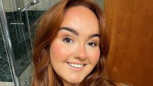 TikTok: Why young people have to delay 'adulting'