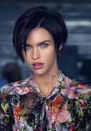 We would like to show you a description here but the site won't allow us. Die 14 Besten Ideen Zu Rubin Rose Haarschnitt Rubin Rose Frisuren