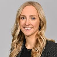 Lindsey Dorris's Instagram, Twitter & Facebook