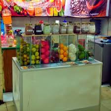 Baik pria maupun wanita, bisa dijadikan sebagai target pasarmu. Paling Inspiratif Gambar Etalase Jus Buah Alexandra Gardea