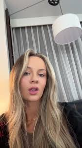 Anna Rayburn's Instagram, Twitter & Facebook