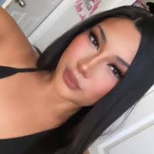 Crystal Buckner (@titalmarie)