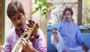 The lead characters hail from different musical backgrounds. Iabg1yxxy52nnm