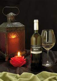 Albarino Pazo Castrelo Color Amarillo Pajizo Con Destellos Verdosos Frutal Floral Fresco Y Brillante Riasbaixas Vinos Frutales Fresco