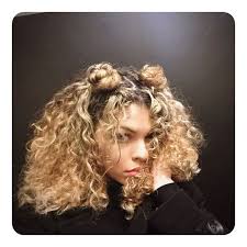 Though occasionally questionable, 90's hairstyles possess a near and dear place in the hearts. 60 Epic 90 S Hairstyles That Are Now Making A Comeback
