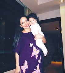 28, born 28 september 1992. Saya Tak Amalkan Budaya Seperti Ini Bukan Tindakan Biad4b Izara Aishah Tak Kisah Non Muslim Wanita Uzvr Makan Secara Terbuka Di Bulan Puasa Malaysia Times