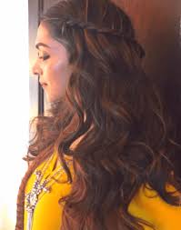 Hairstyles For Lehenga Hair Highlights Lehenga Hairstyles Deepika Hairstyles