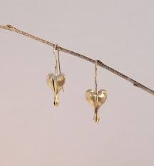 Pin By Sara Herewane On Earrings Bleeding Heart Flower Etsy Earrings Heart Drop Earrings