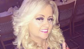 Vicki Yohe: Gospel Singer Claims Donald Trump 'Brought Jesus Back To White  House,' Sparks Outrage