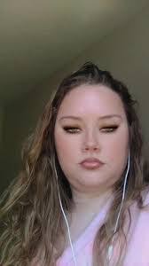 Kali Sullivan's Instagram, Twitter & Facebook