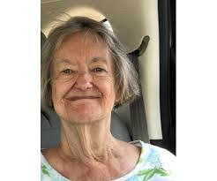 Aileen Benson's Instagram, Twitter & Facebook